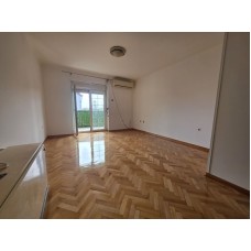 Dvoiposoban stan na prodaju, Mladost, 105.000€, 63m²