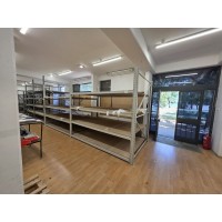Poslovni prostor na prodaju, 300.000€, 161m² + 350m² podrumska prostorija.