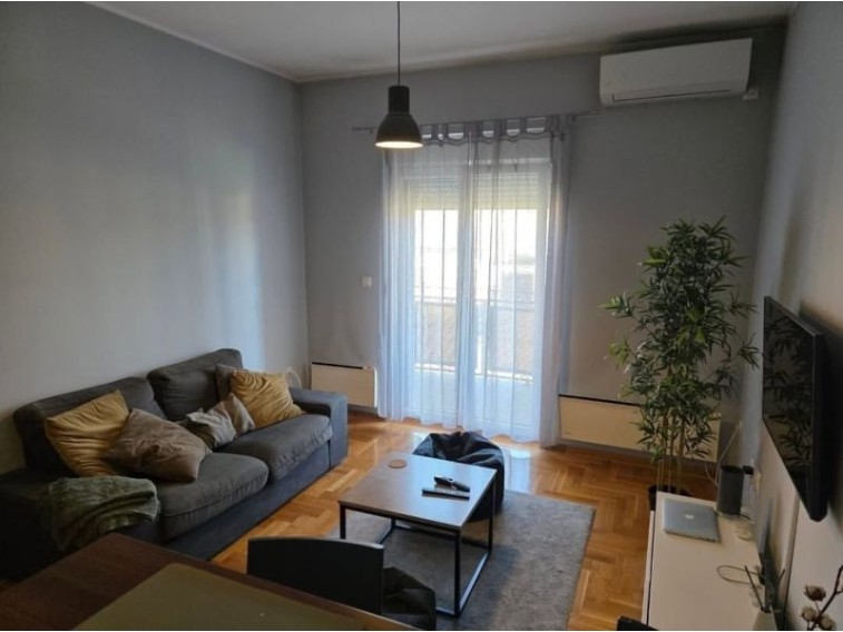 Dvoiposoban stan za izdavanje, Gradske lokacije, 480€, 57m²