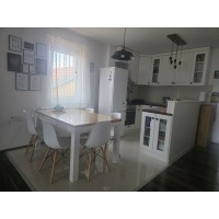 Kompletno namešten trosoban stan na prodaju, Margita, 115.000€, 75m²