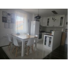 Kompletno namešten trosoban stan na prodaju, Margita, 115.000€, 75m²