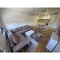 *Izdat* Dvoiposoban stan za izdavanje, Strelište, 400€, 71m²