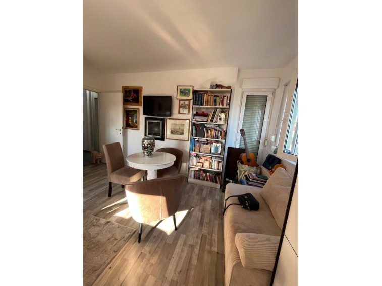 Dvosoban stan na prodaju, Centar, 118.000€, 45m²+3m² terasa Dvosoban stan na prodaju, Centar, 118.000€, 45m²+3m² terasa