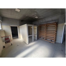 Poslovni prostor za izdavanje, Sibnička, 1.100€, 200m²