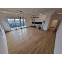 Četvorosoban stan na prodaju, Strelište, 255.600€, 142m²