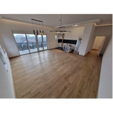 Četvorosoban stan na prodaju, Strelište, 255.600€, 142m²