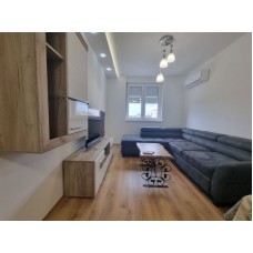 Izdat. Centar. Nov, Dvoiposoban stan 60m²
