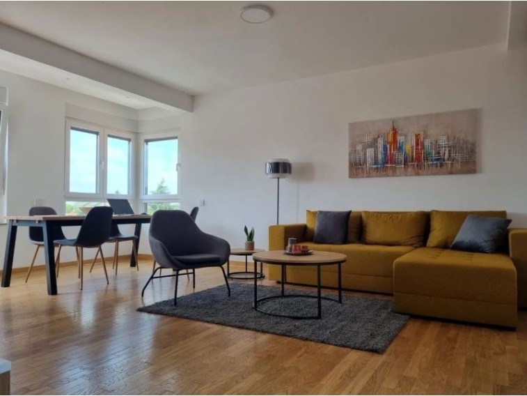 Dvoiposoban stan za izdavanje, 80m².