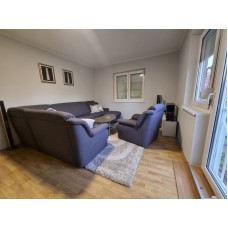 Izdata. Kompletno nameštena kuća, 85m2.