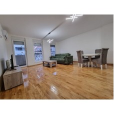 Jednoiposoban stan za izdavanje, Centar, 450€, 57m²
