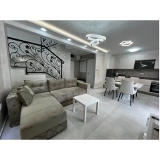 Troiposoban stan za izdavanje, Moše Pijade, 700€, 92m²