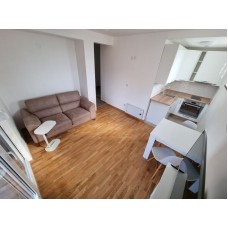 Centar. Jednoiposoban stan za izdavanje, 40m².